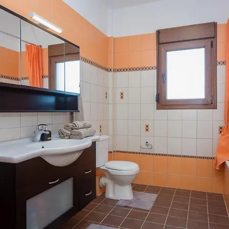 Louisa's Summer House * Kastanéa