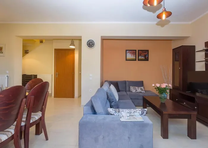 Louisa's Summer House Kastanéa