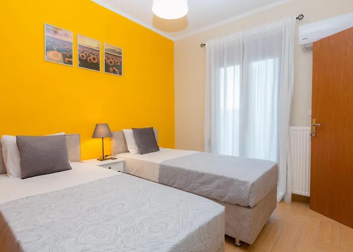 Louisa's Summer House