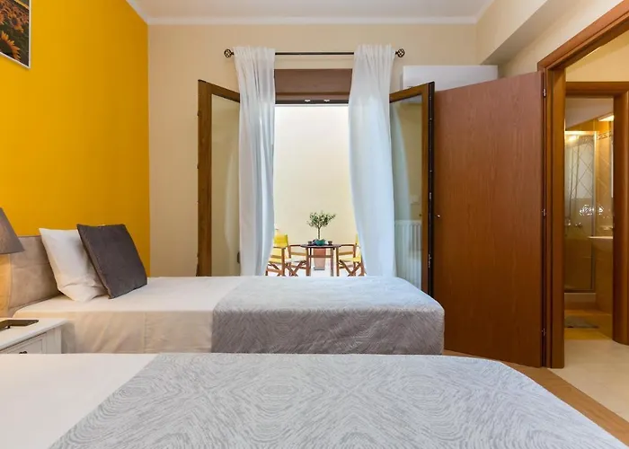 Louisa's Summer House *